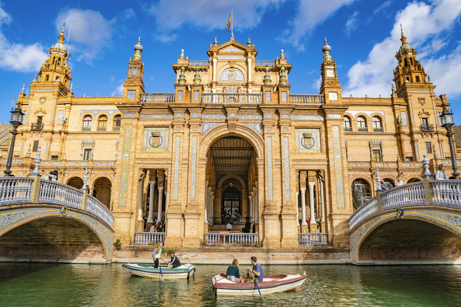 Plaza de España de Sevilla, escenario de fotos familiares